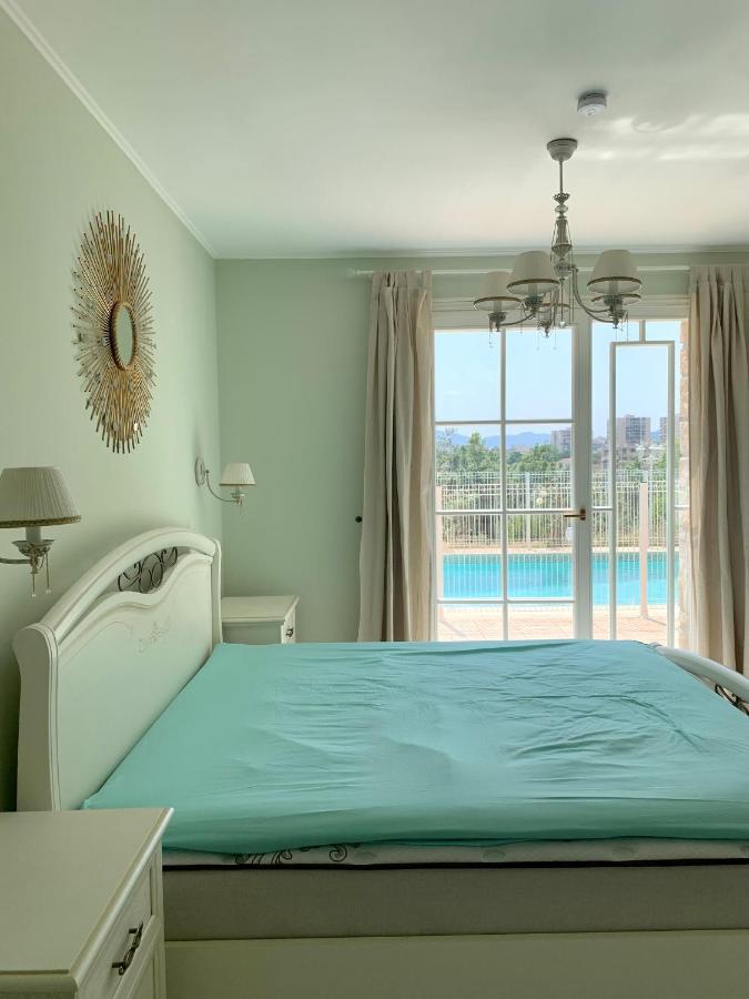 Maison De Ville Dans La Villa Brise Des Pins 르까네 외부 사진