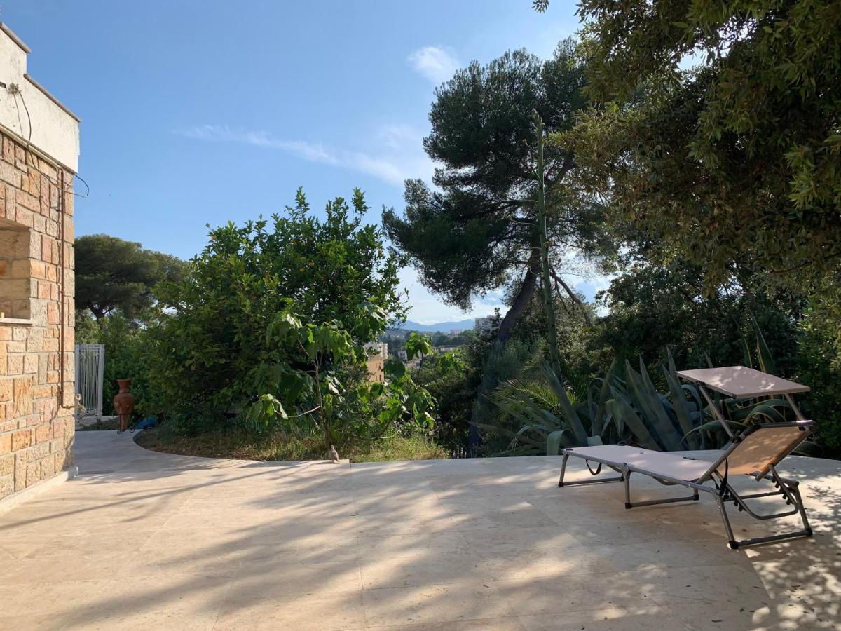 Maison De Ville Dans La Villa Brise Des Pins 르까네 외부 사진